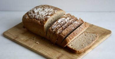 Pan hecho en panificadora